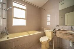 Leonie Condotel (D9), Condominium #635134441